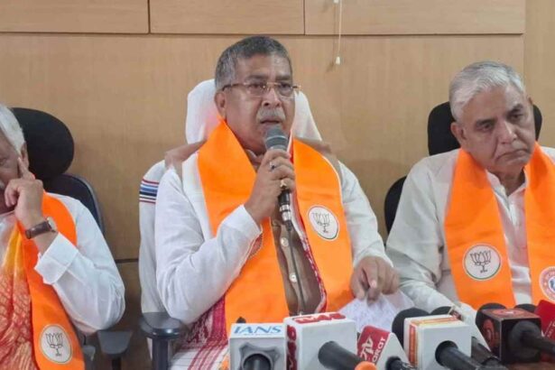 पलामू में गरजे आदित्य साहू: राम मंदिर चोरी और बालू संकट पर हड़कंप